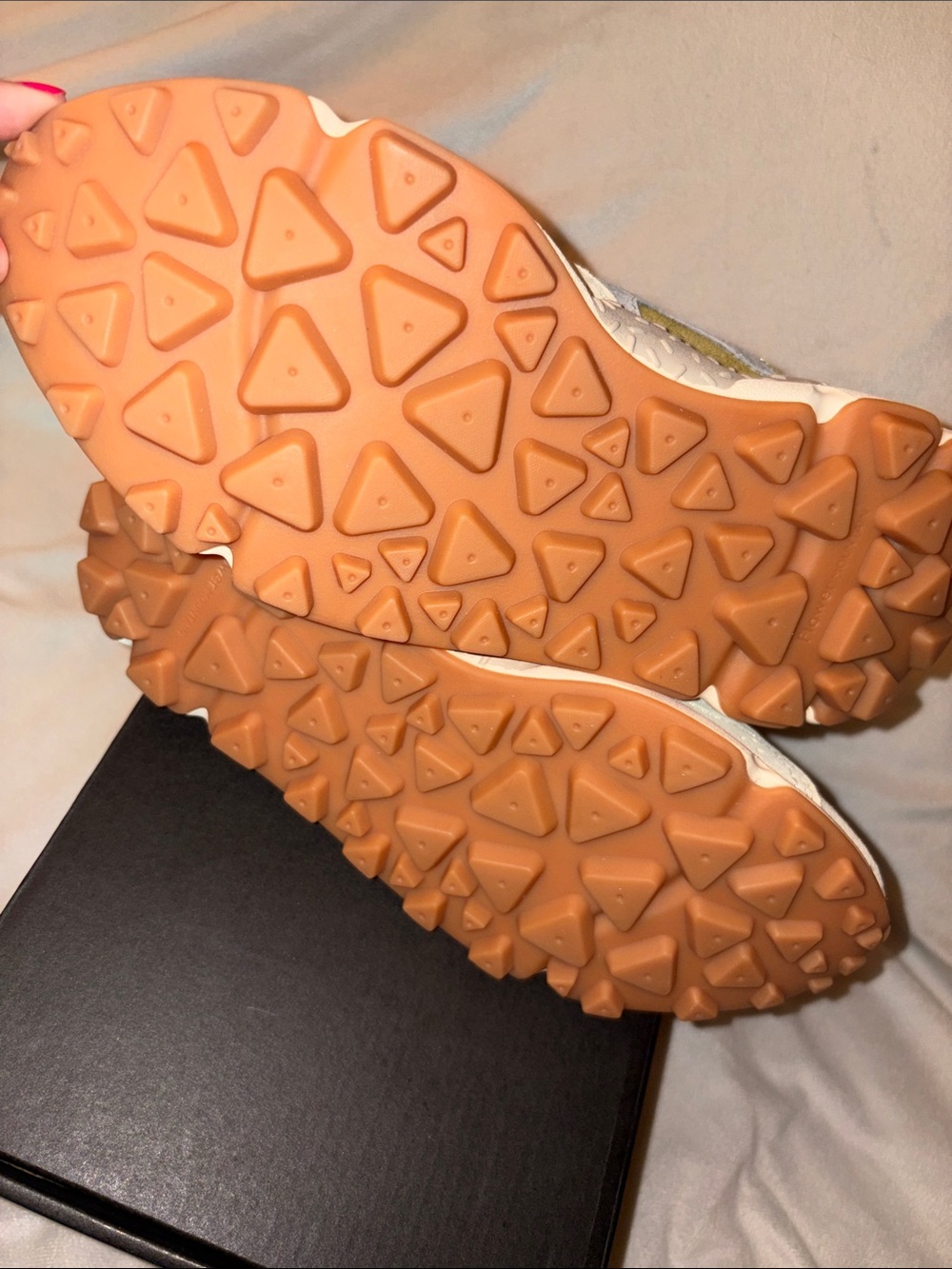 NWT Flower Mountain Yamano 3 Sneaker in Milk-Light Green - Picture 14 of 15